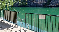 solarium playa, lago de bolarque, playa cerca de Madrid